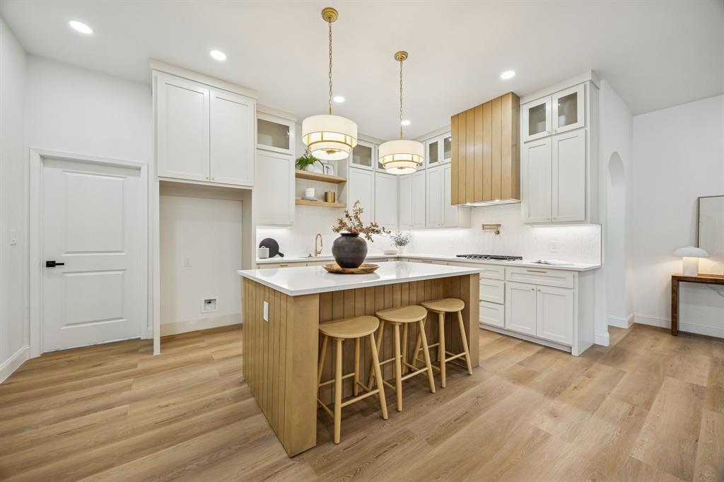 Hillcrest Manor 1st Sec - Residential