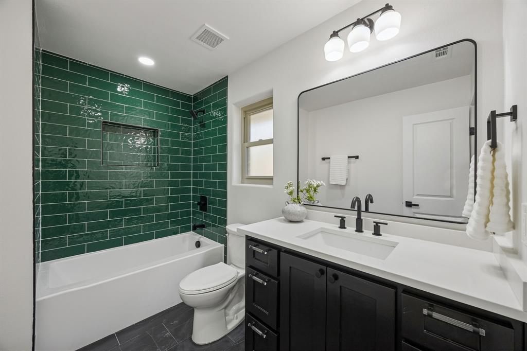 Hillcrest Manor 1st Sec - Residential