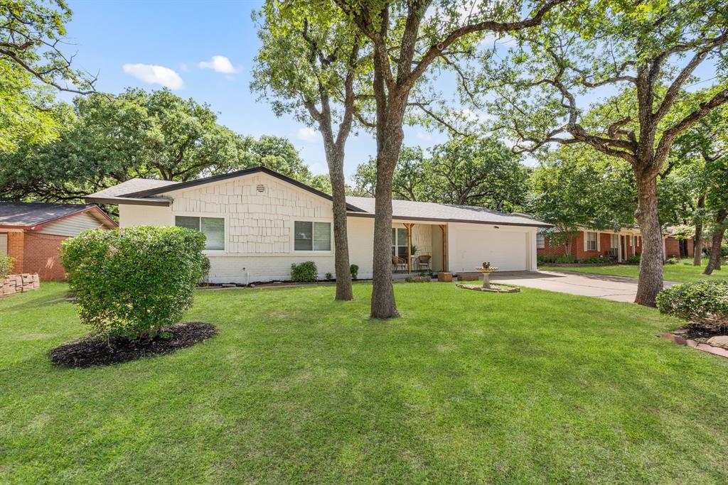 1225 King Drive