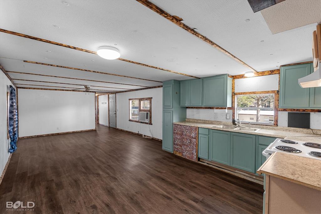 Shreveport, Louisiana 71119, United States, 3 Bedrooms Bedrooms, ,2 BathroomsBathrooms,Residential,Active,2478