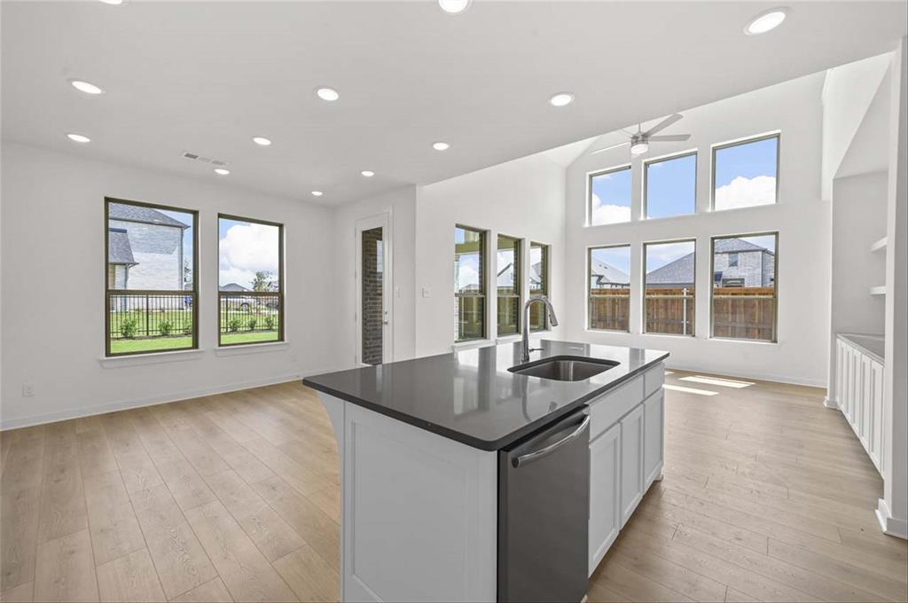 Creekside - Residential