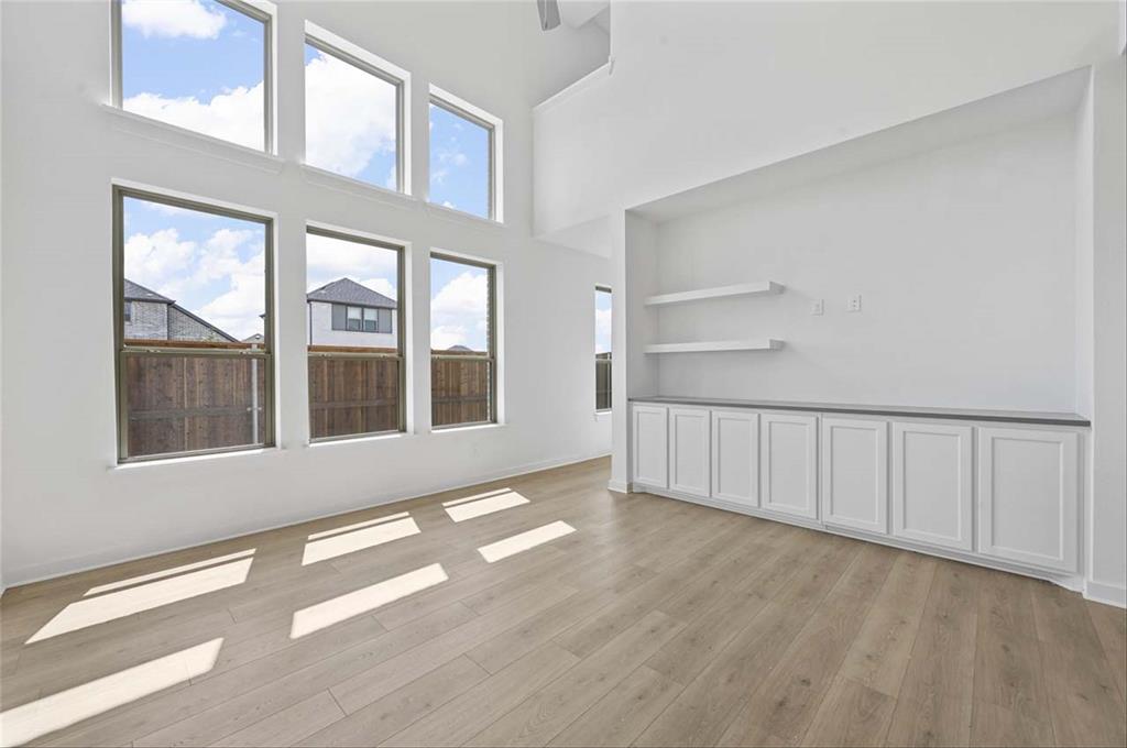 Creekside - Residential