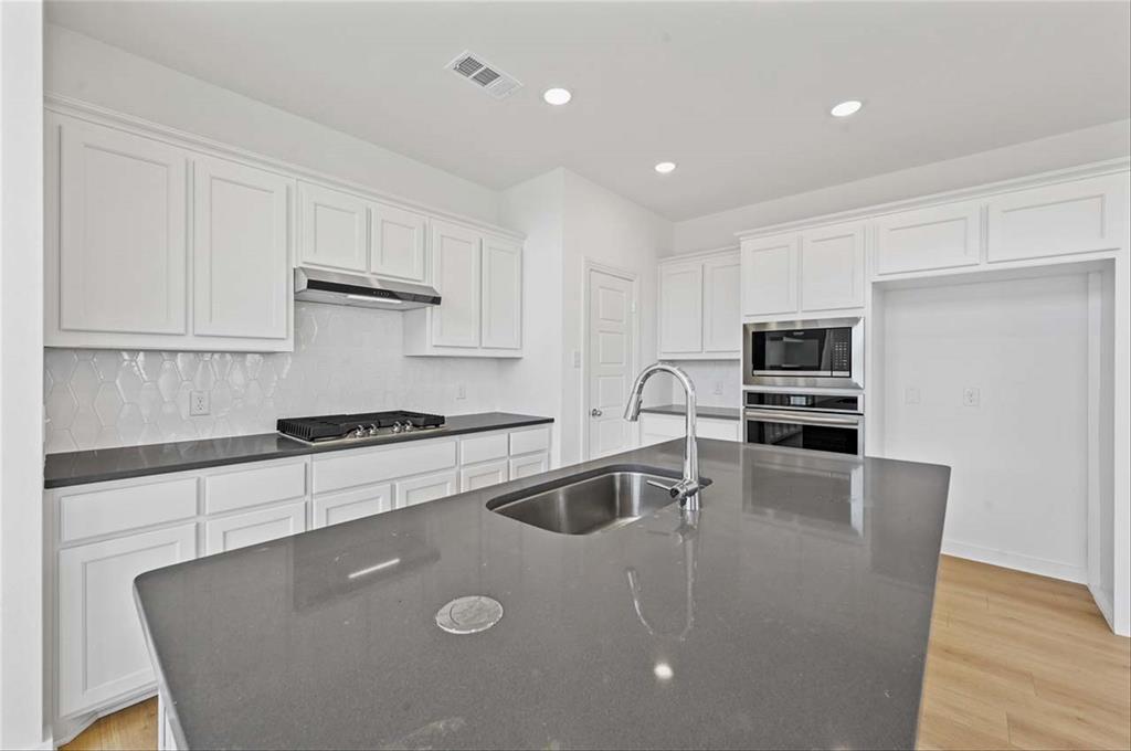 Creekside - Residential