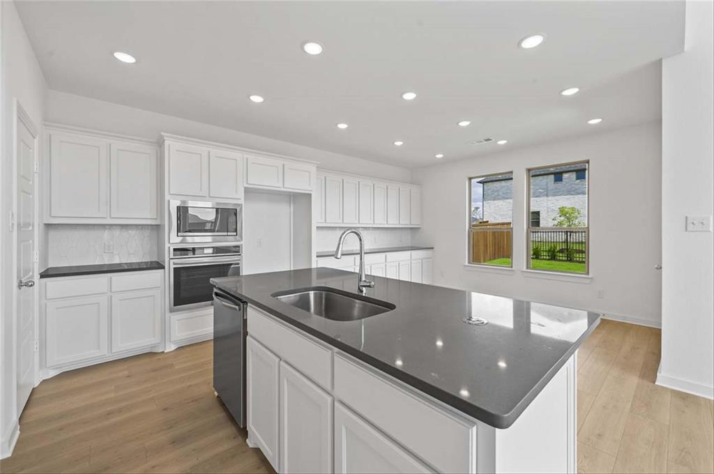 Creekside - Residential