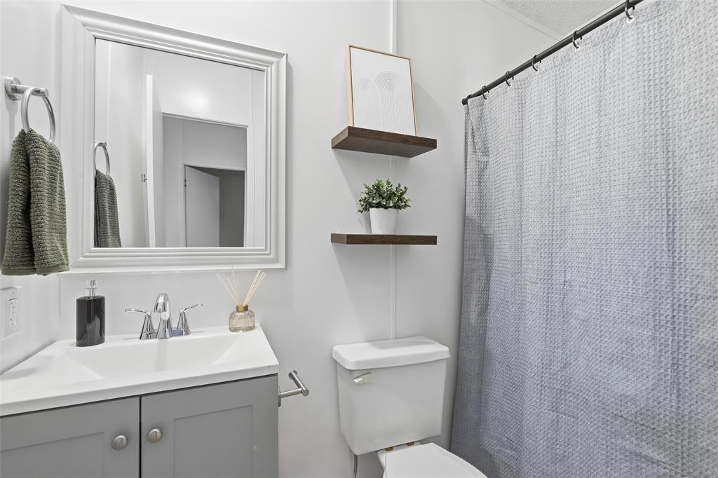 Blue Water Shores - Residential