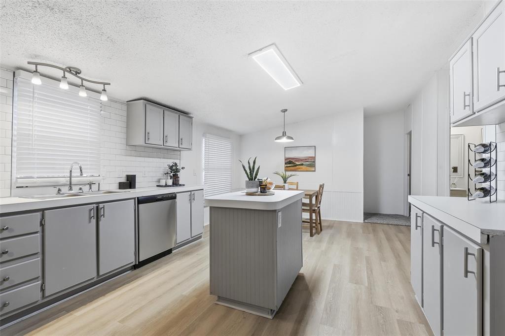 Blue Water Shores - Residential