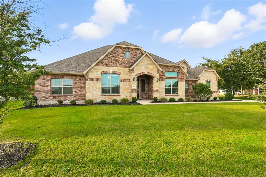 121 Willow Oak Dr