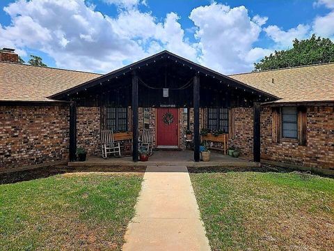 Photo of 8908 Co Rd 103 Road, Hamlin, TX 79520 (MLS # 21332182)