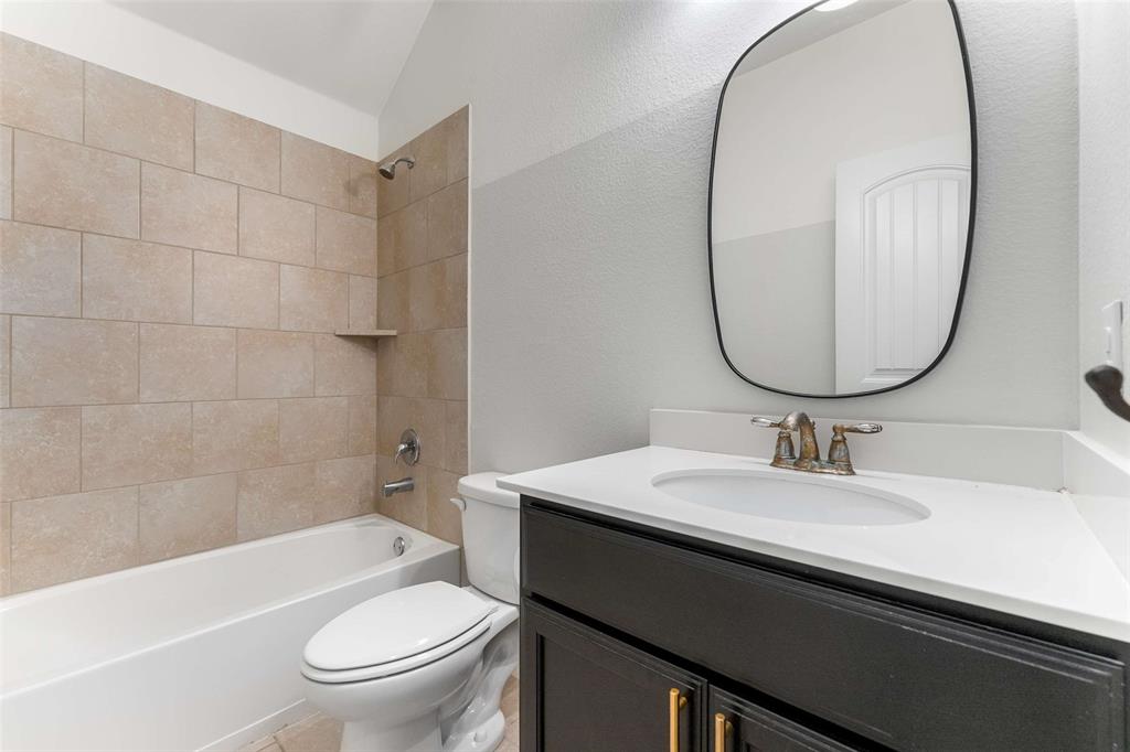 Rivendale By The Lake Ph 3 - Residential