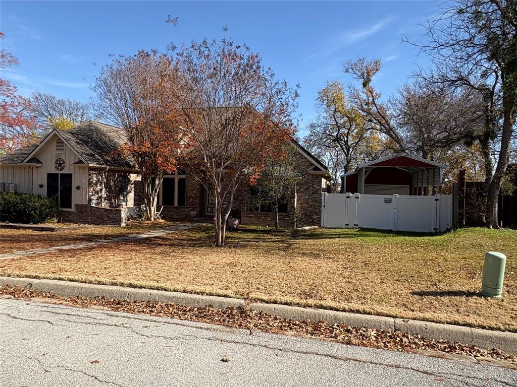 709 Timberview Court N