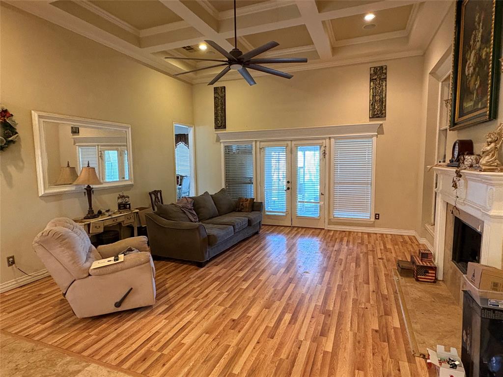 709 Timberview Court N