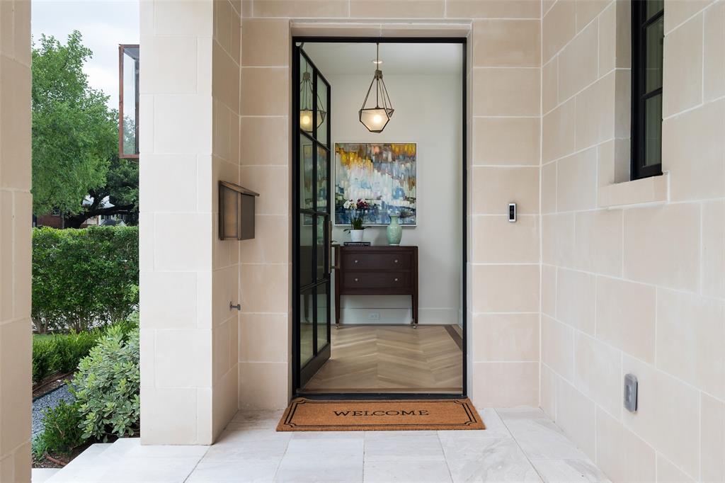 Highland Park West 8 Instl - Residential