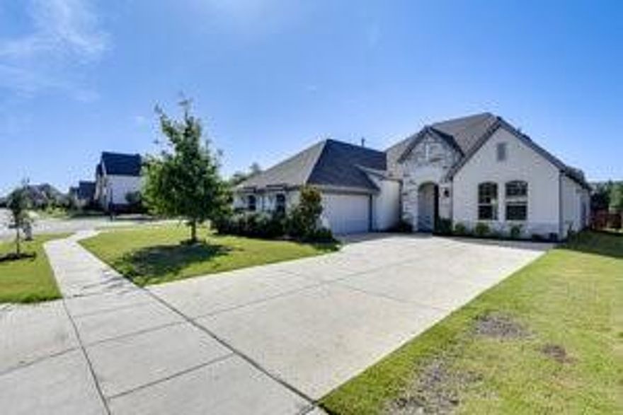 You do not want to miss this sunning David Weekley Home finished in 2021. For this spacious & comfortable home, it
features a highly desired split floor plan. Large open concept living area is great for entertaining. Enjoy your family
time in media room. The kitchen is delight with quarts countertops, stainless steel appliances, double oven & a huge
island. The master bathroom has huge walk in closet, separate dual sinks. It is in the Keller ISD and close to shopping
and restaurants. Don't wait, move in this house today!