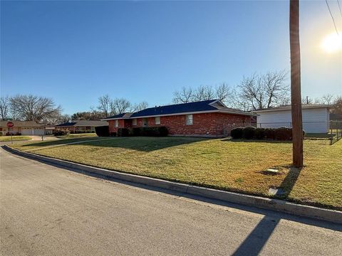 Tiny photo for 240 Smith Street, Burleson, TX 76028 (MLS # 21198131)