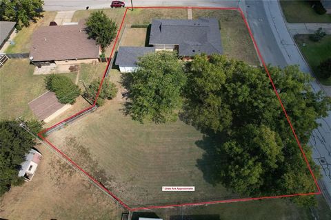 Tiny photo for 240 Smith Street, Burleson, TX 76028 (MLS # 21198131)