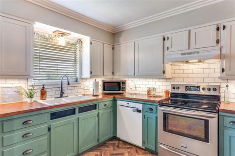 Tiny photo for 240 Smith Street, Burleson, TX 76028 (MLS # 21198131)