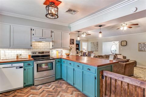 Tiny photo for 240 Smith Street, Burleson, TX 76028 (MLS # 21198131)