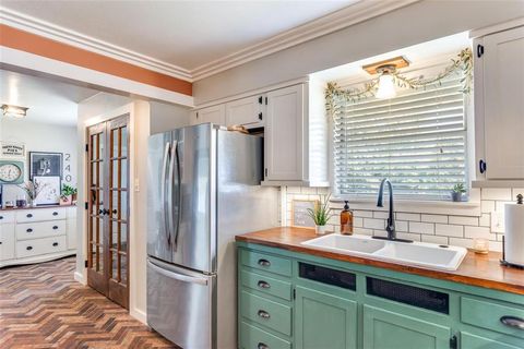 Tiny photo for 240 Smith Street, Burleson, TX 76028 (MLS # 21198131)