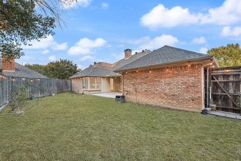 Tiny photo for 407 Ridgeview Trail, McKinney, TX 75071 (MLS # 21100849)