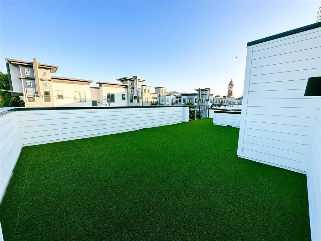 Reagan Street Twnhms - Residential