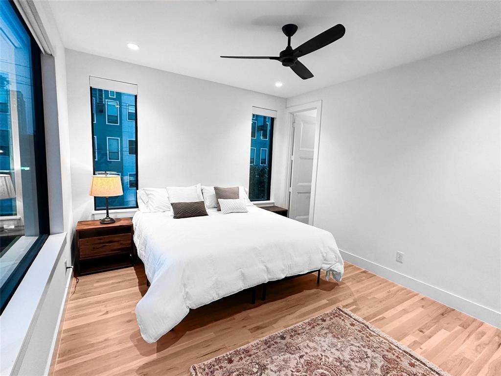 Reagan Street Twnhms - Residential