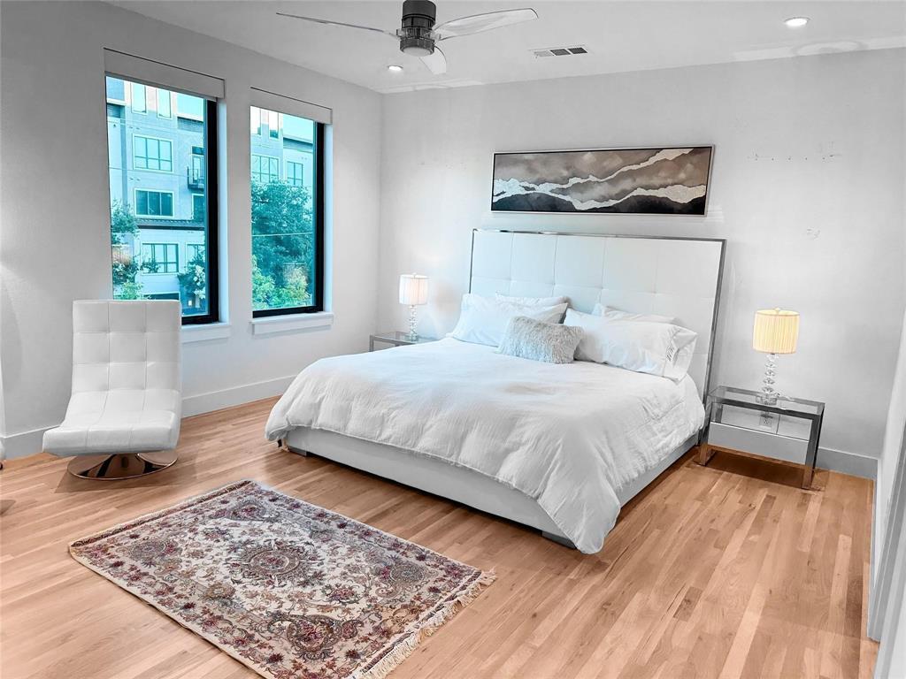 Reagan Street Twnhms - Residential