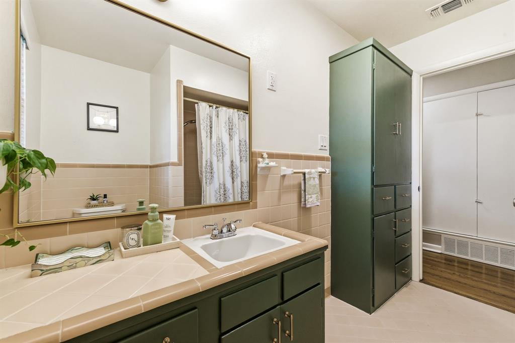 Lochwood - Residential