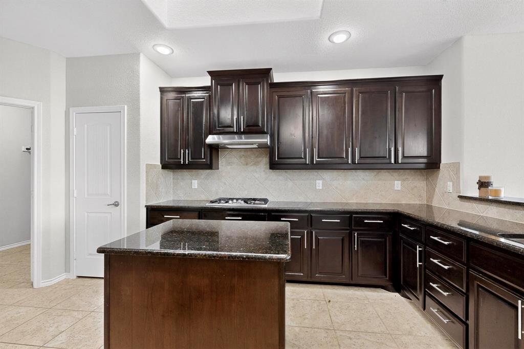 9505 Cypress Lake Drive