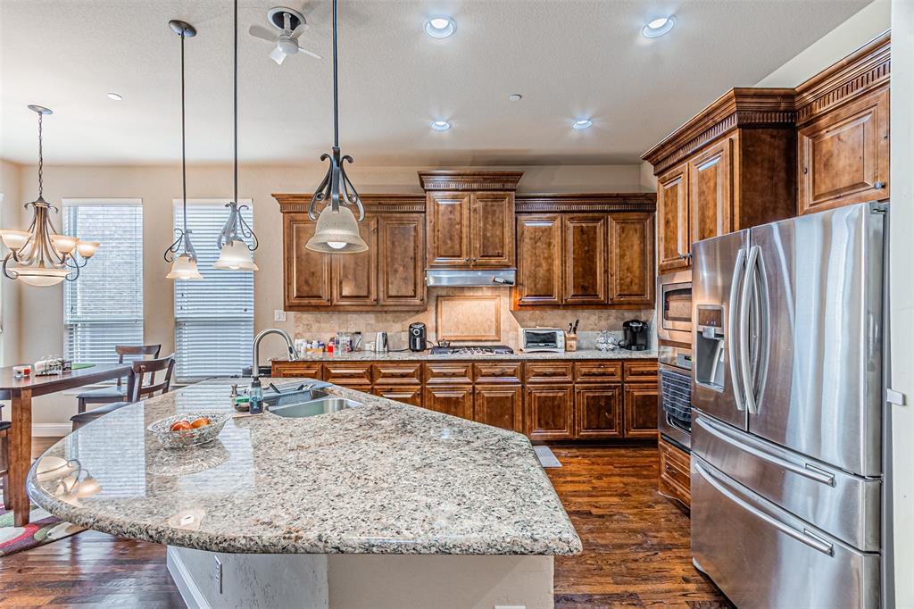 5129 Post Oak Trail