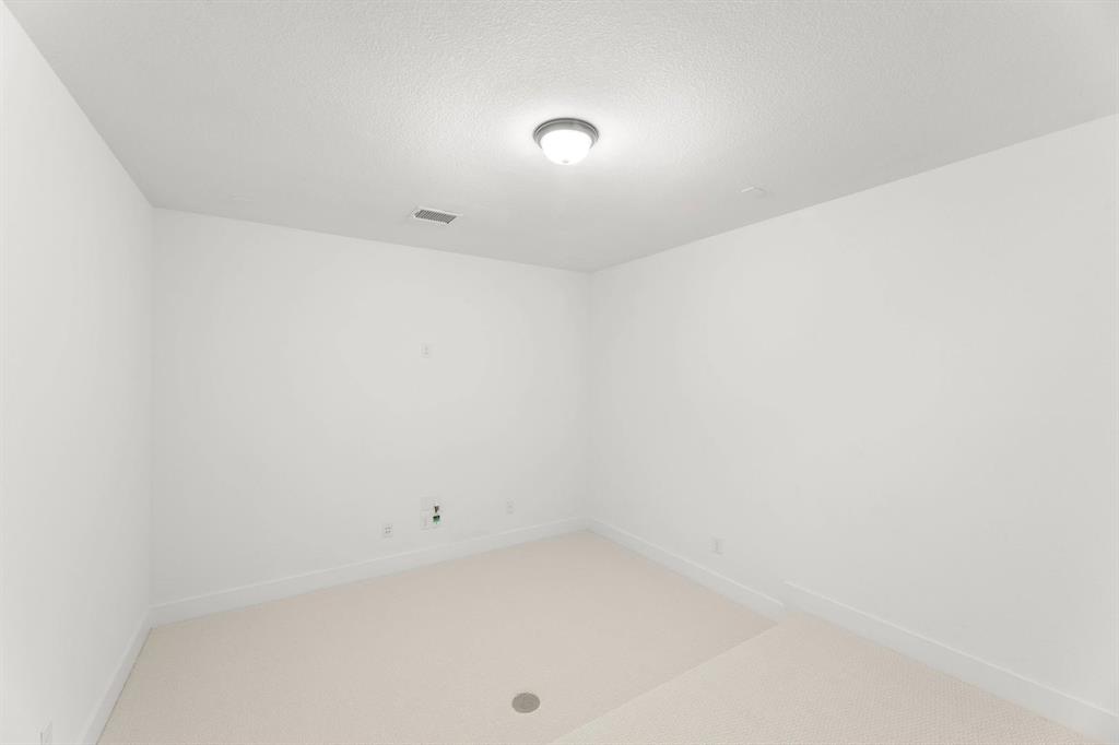 Broadmoor Estates - Residential