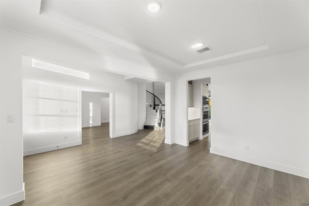 Broadmoor Estates - Residential