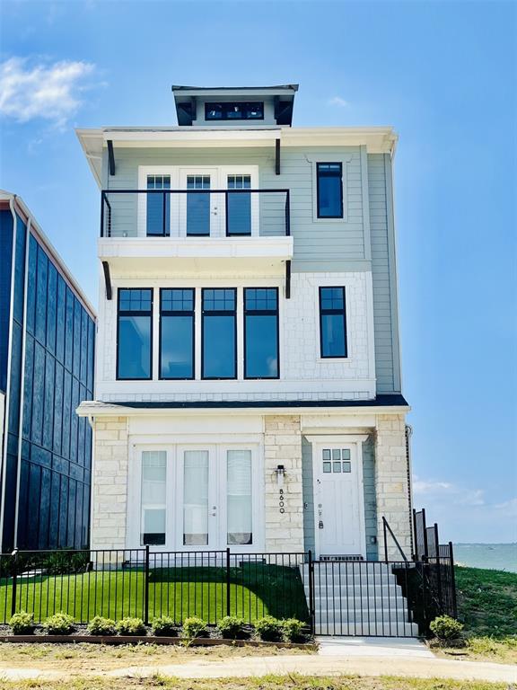 Sapphire Bay - Residential