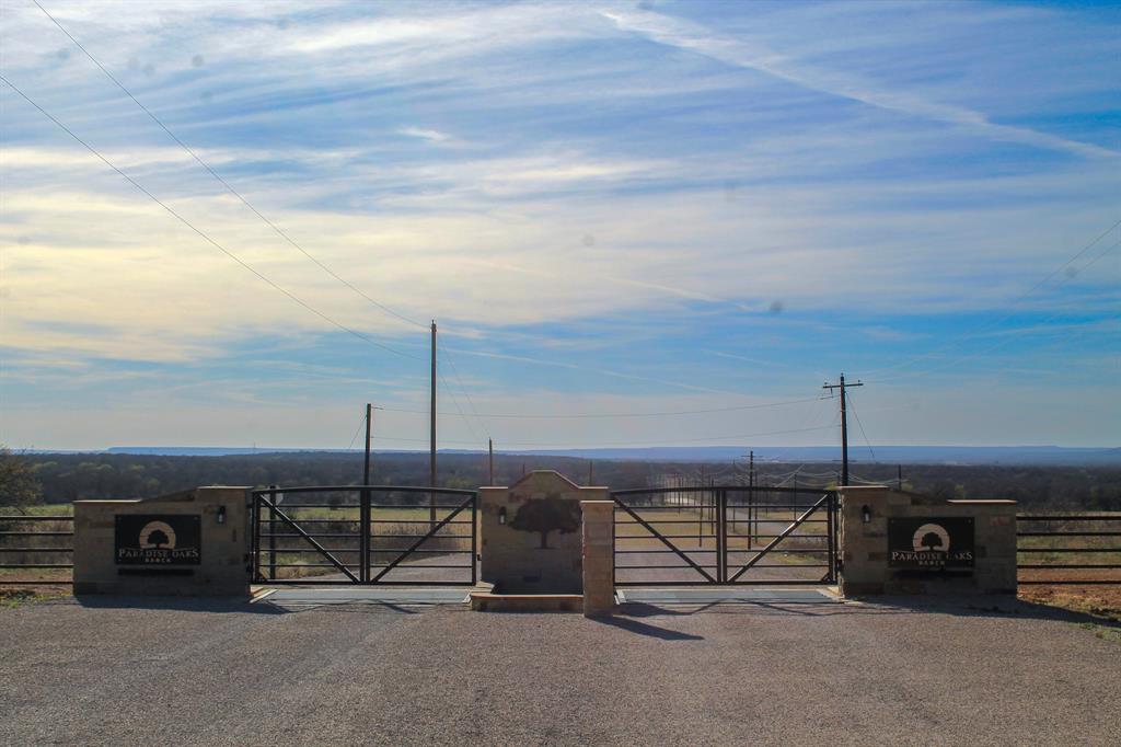 Paradise Oaks Ranch - Residential