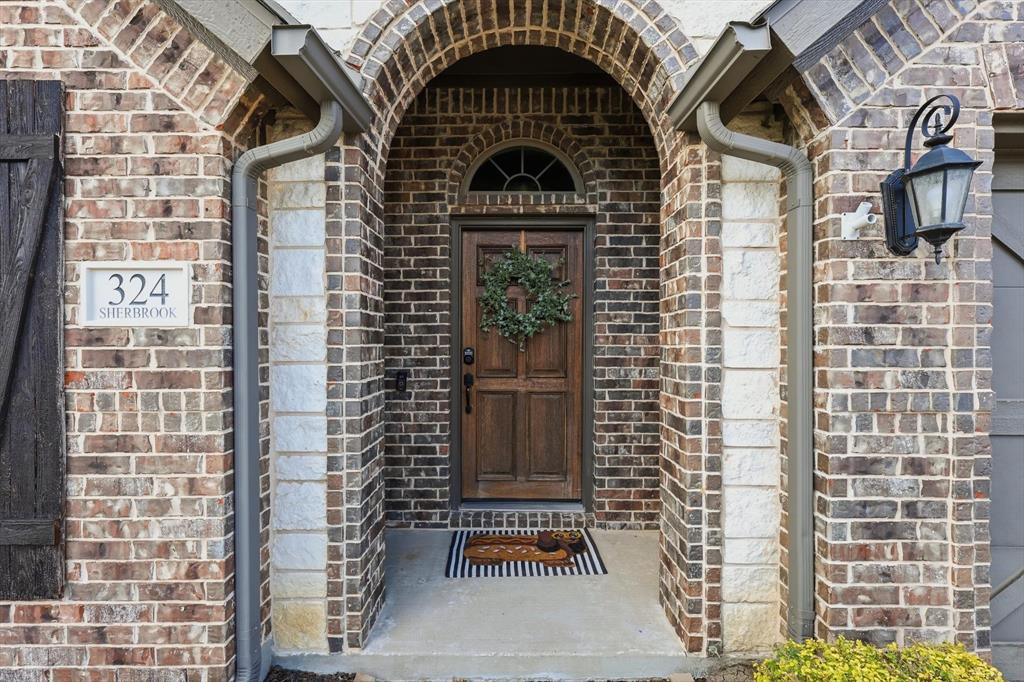 324 Sherbrook Street