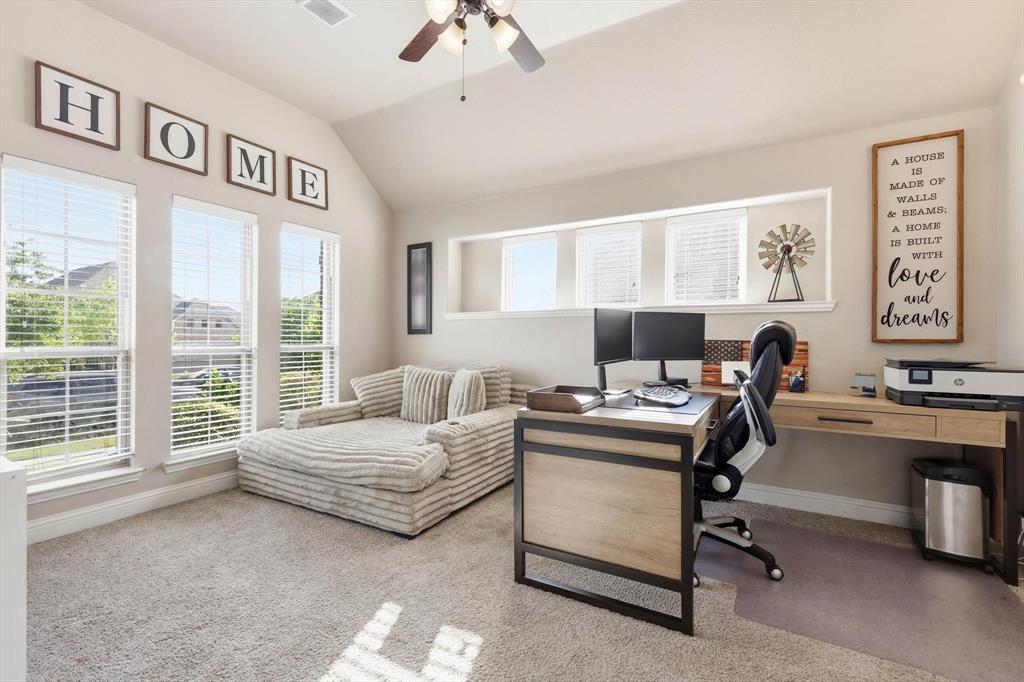 324 Sherbrook Street