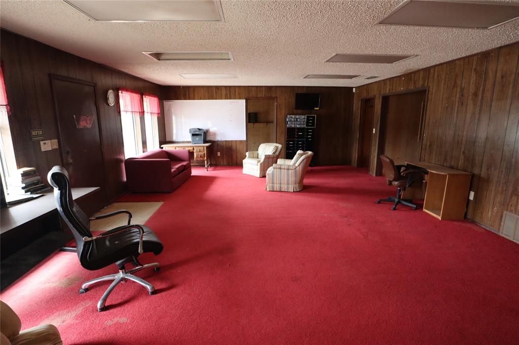 2229 E Loop 254