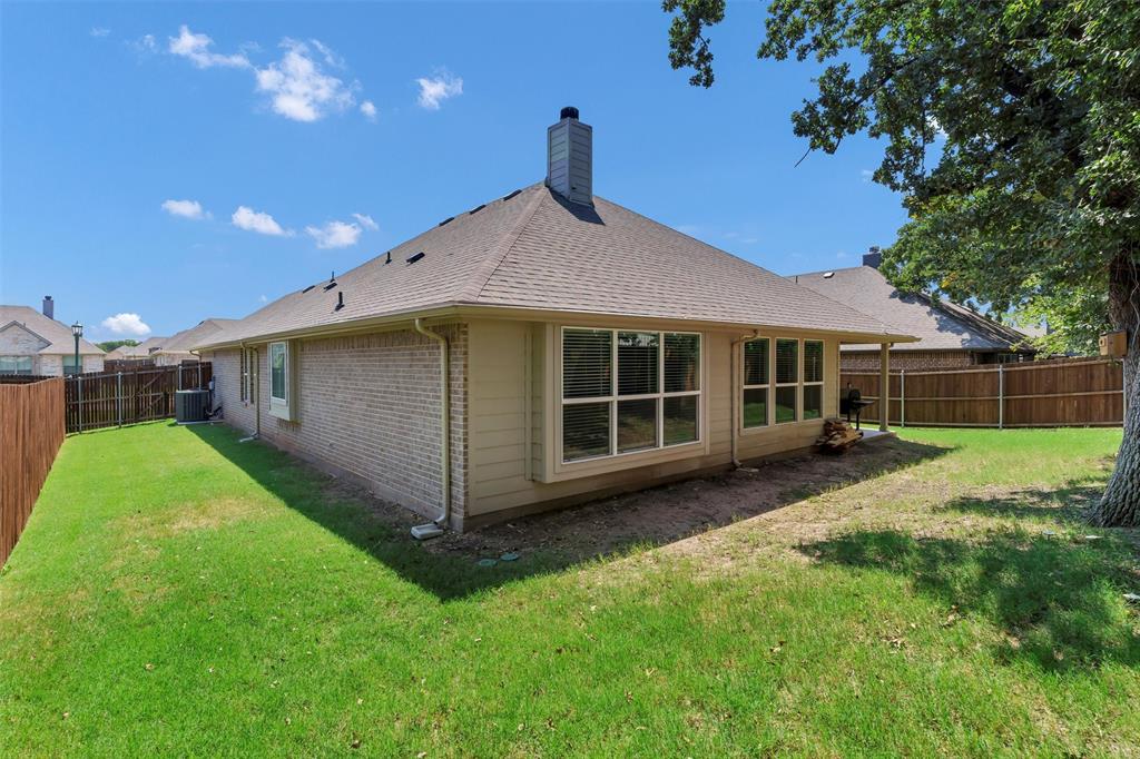 Azle, Texas 76020, United States, 3 Bedrooms Bedrooms, ,2 BathroomsBathrooms,Residential,Active,189421