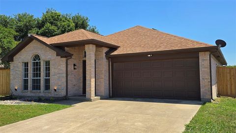 Photo of 1114 Sage Brush Trail, Midlothian, TX 76065 (MLS # 21286214)
