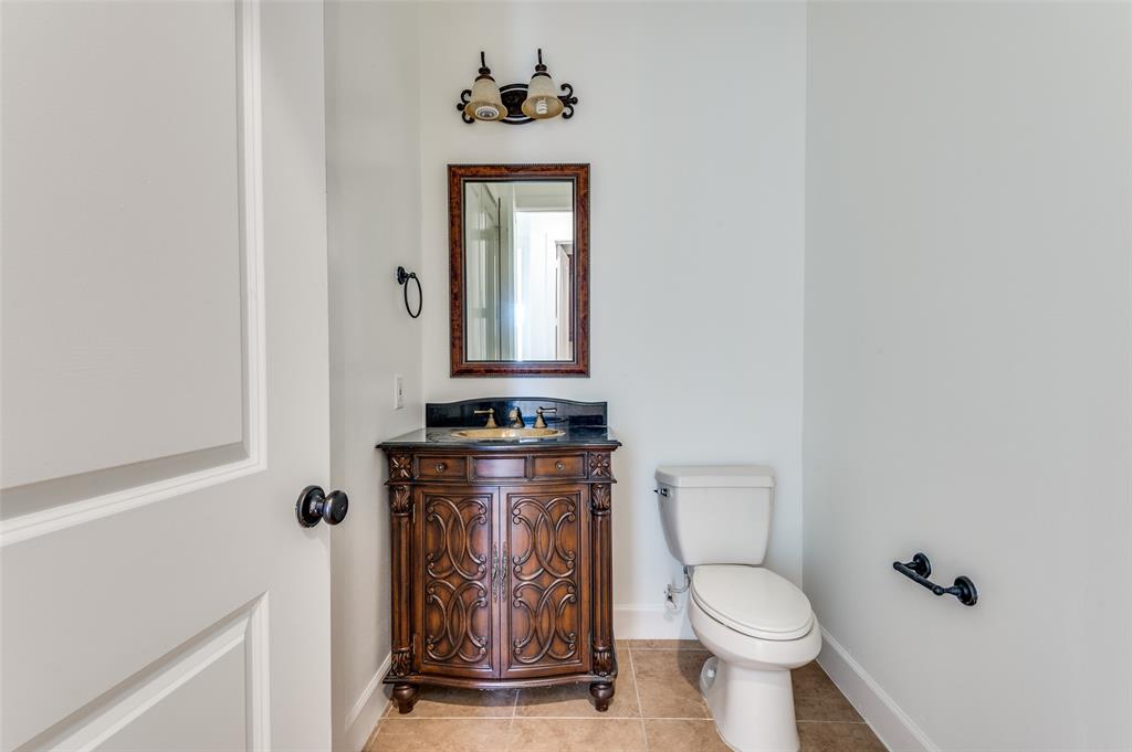 Irving, Texas 75039, United States, 2 Bedrooms Bedrooms, ,3 BathroomsBathrooms,Residential,Active,35943