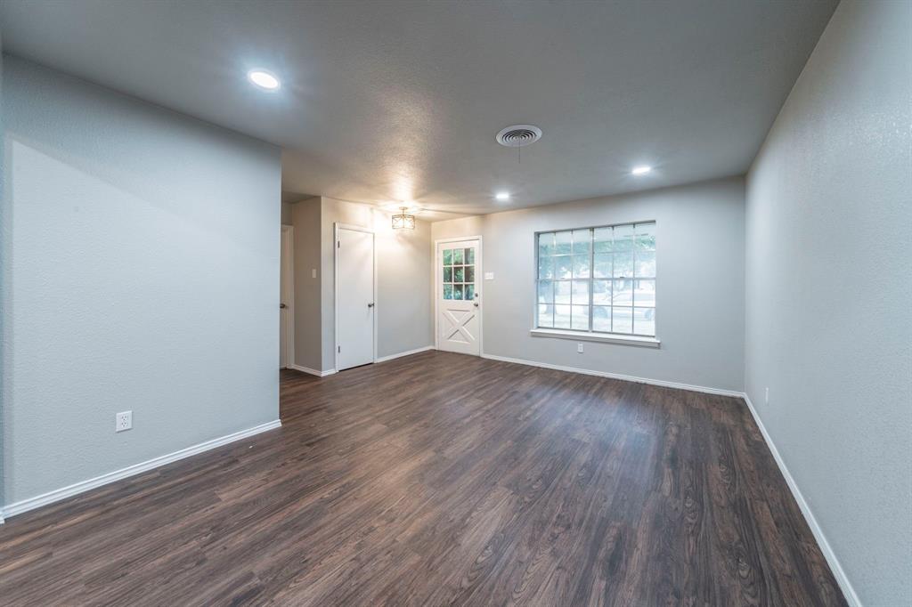 1725 Camara Court