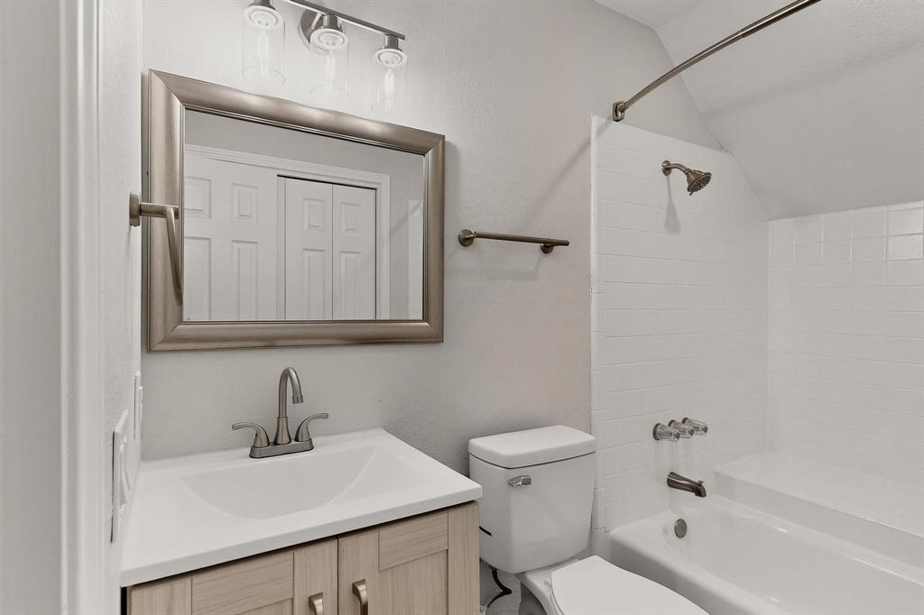 Richland Trace Condos - Residential