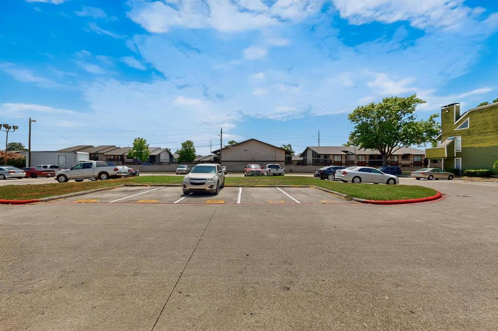 Richland Trace Condos - Residential