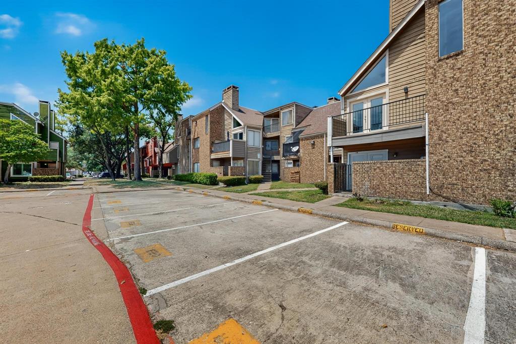 Richland Trace Condos - Residential