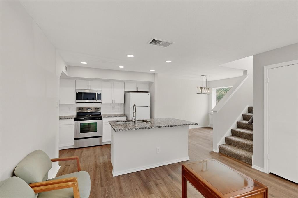 Richland Trace Condos - Residential