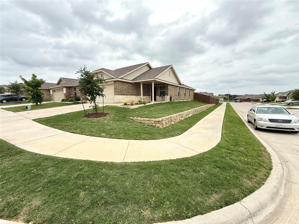 5700 Honey Creek Street