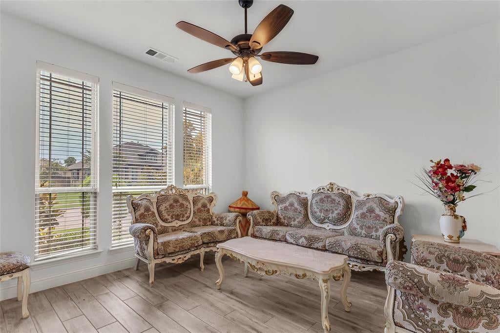 1318 Lantern Faith Drive