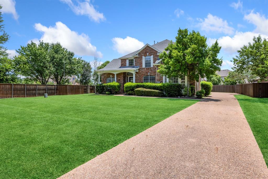 2112 Country Brook Lane