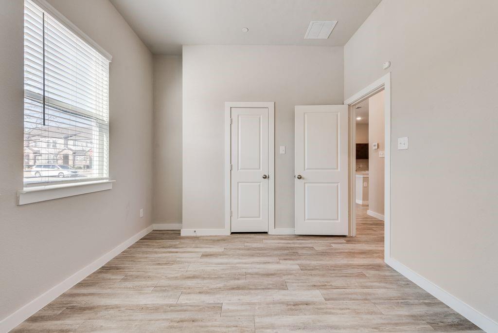 Residences At Jeans Creek, The - Residential