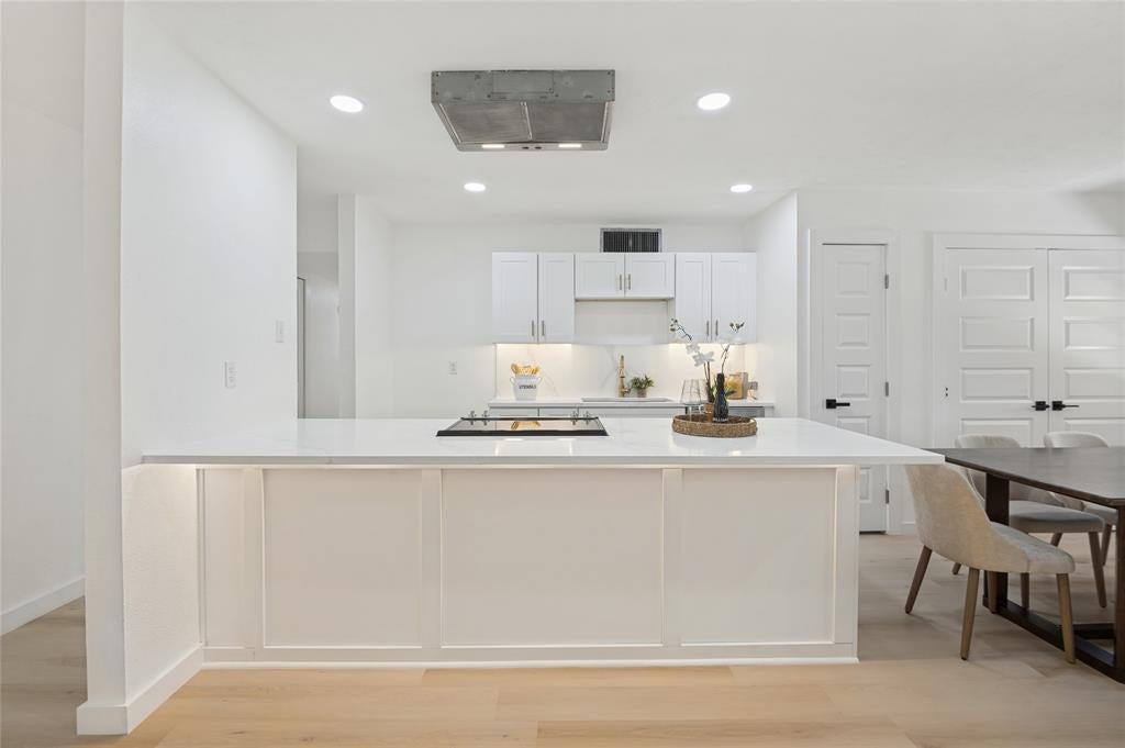 5208 Knox Drive