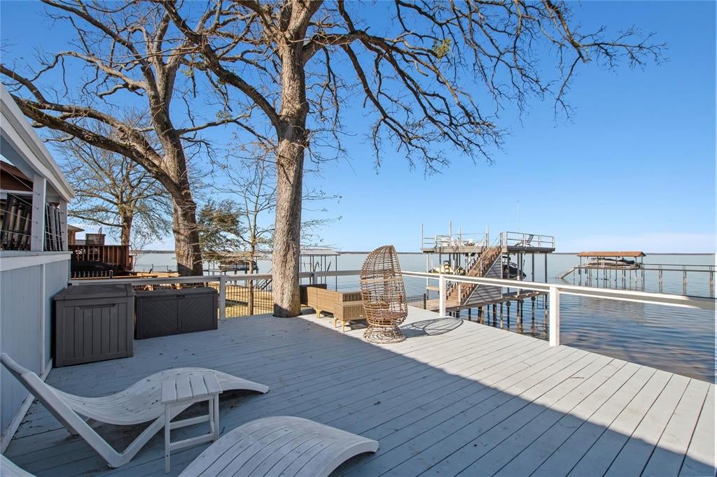 224 Harbor Drive
